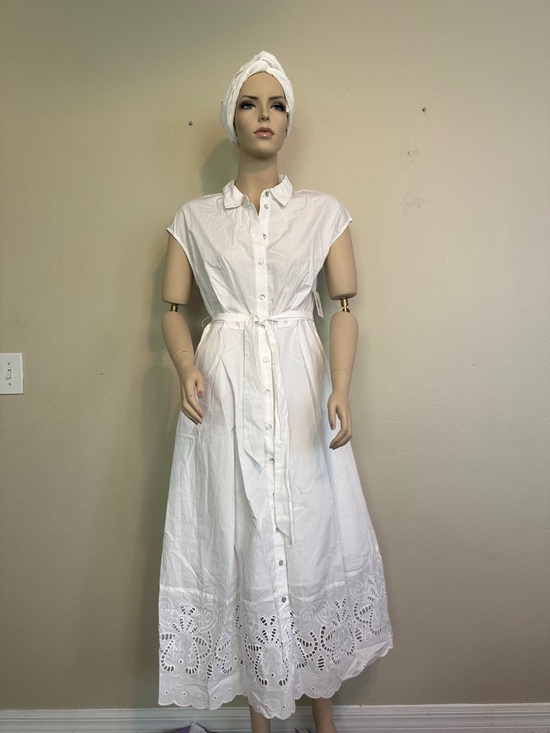 Ellen Tracy Dresses & Skirts - Ellen Tracy White Eyelet Hem Button Down Midi Dress NWT